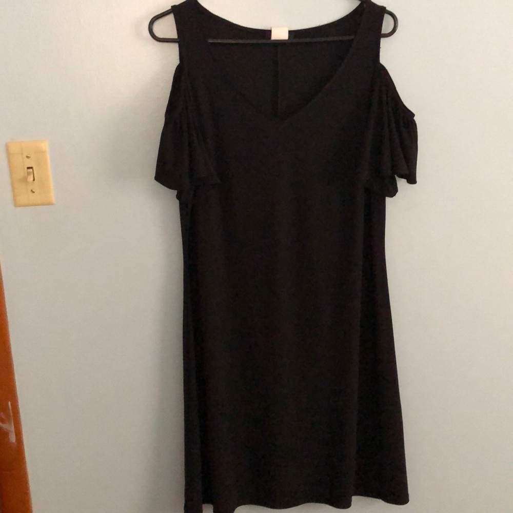 Little Black Dress, Women’s size L, Cut Sleeve